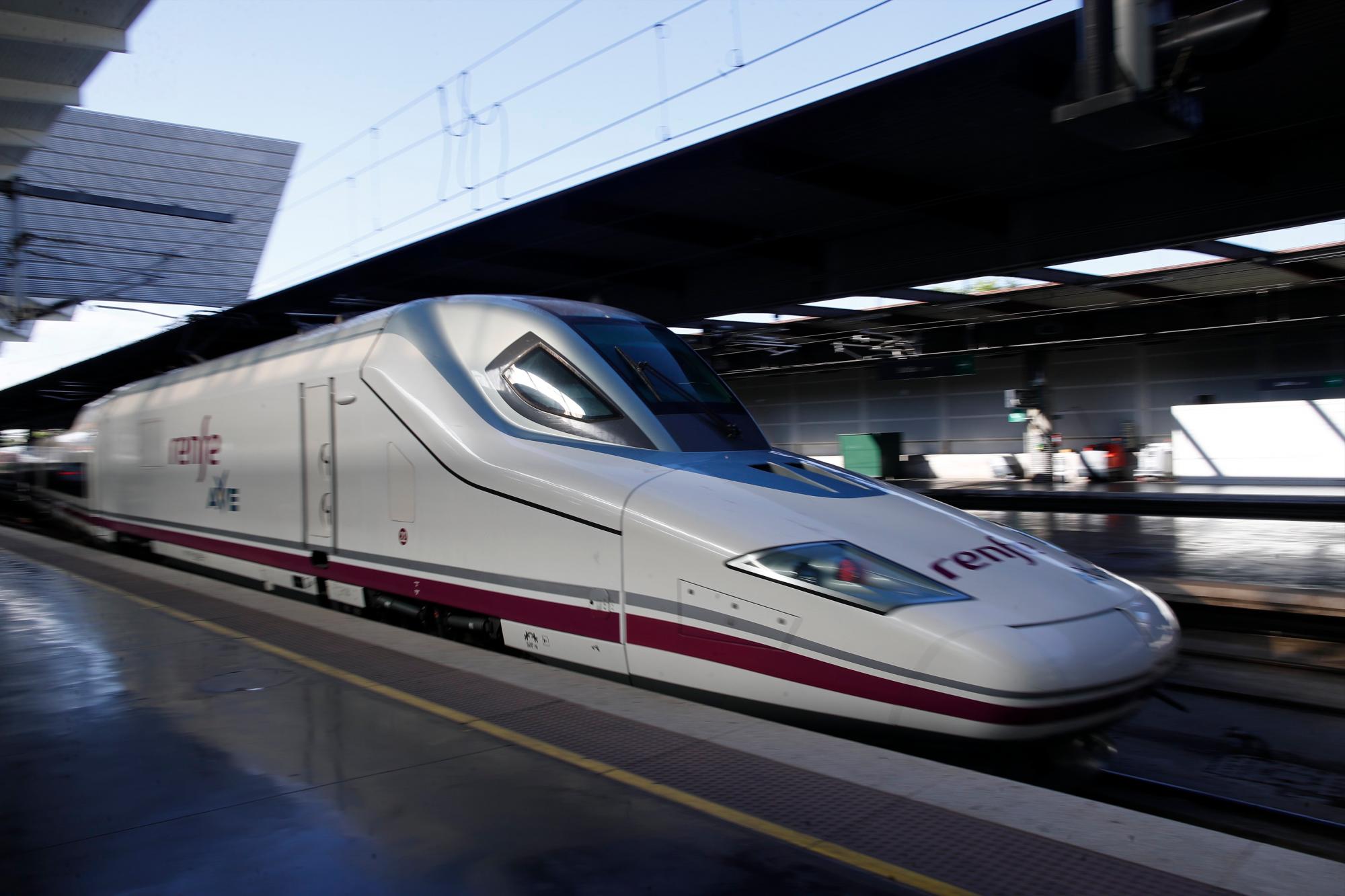 Qué trenes de alta velocidad hay en España trenmadridalicante es